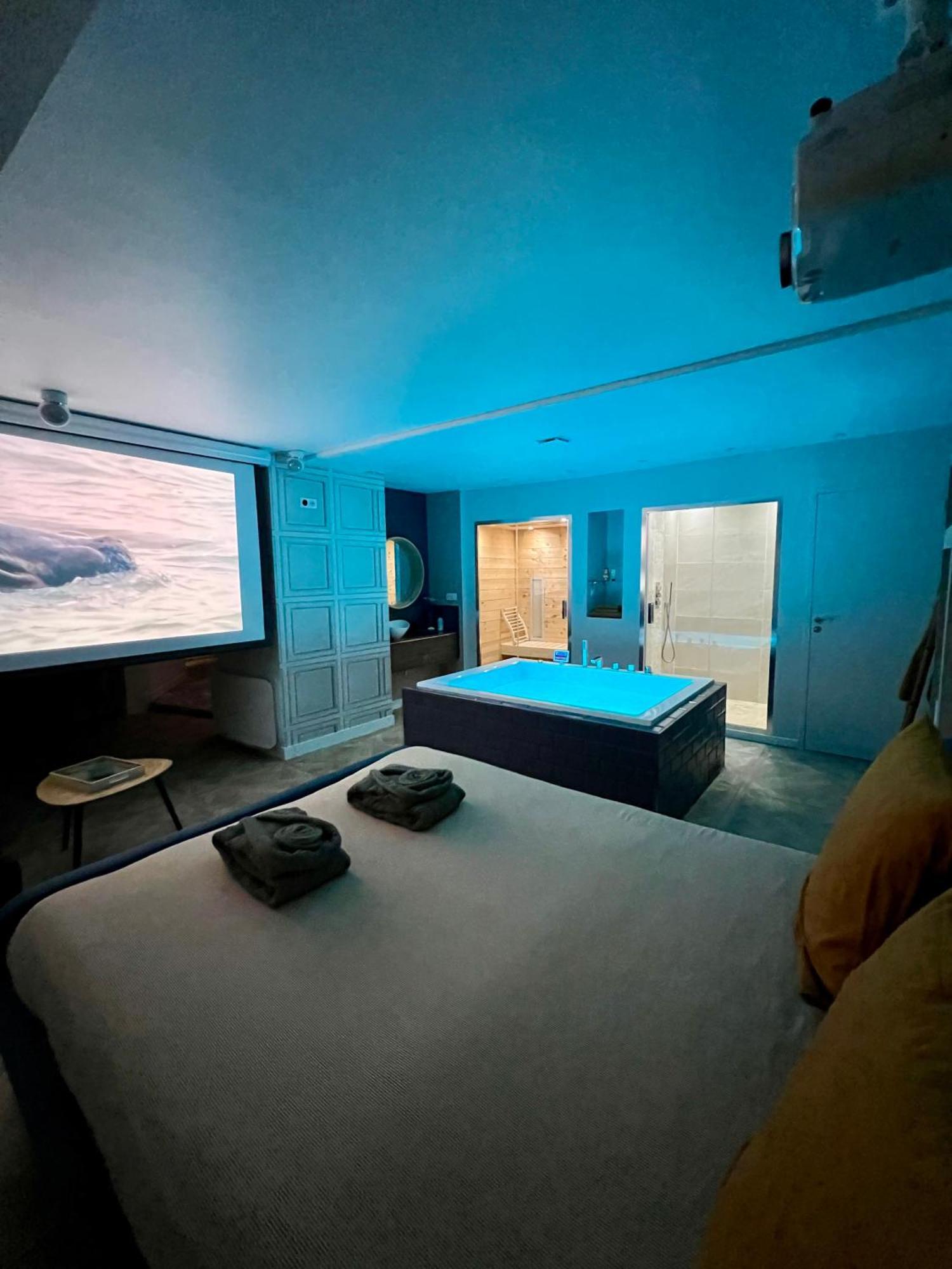Appartement Avec Jacuzzi Sauna & Home Cinema - Nid D'Angers Extérieur photo