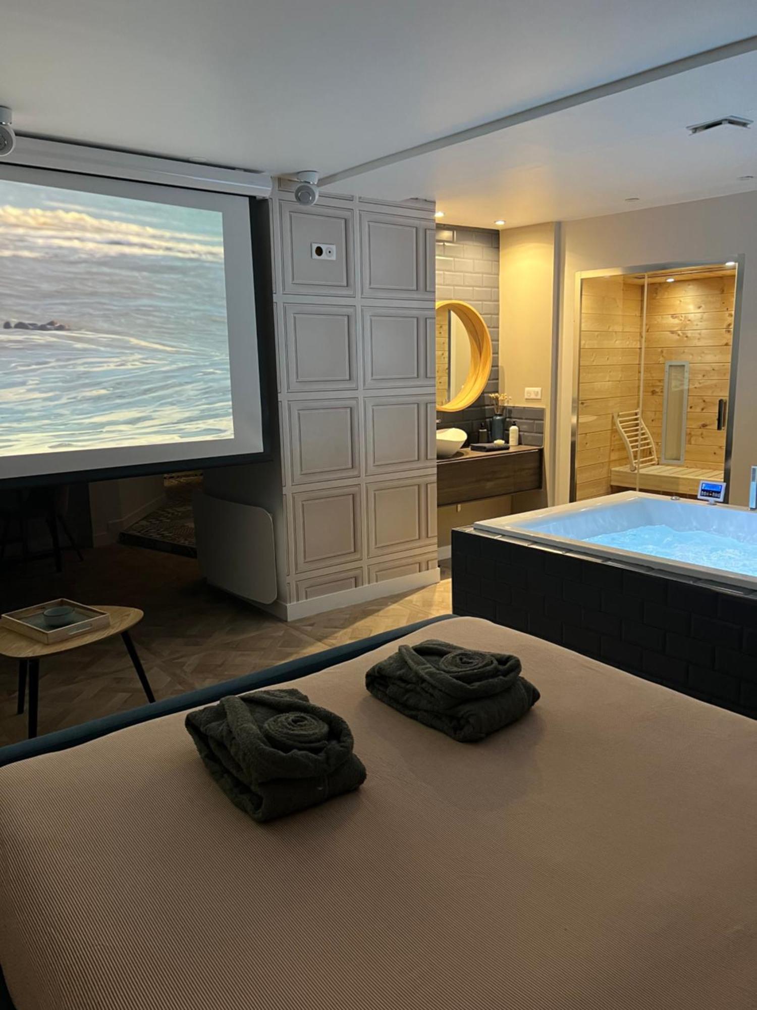 Appartement Avec Jacuzzi Sauna & Home Cinema - Nid D'Angers Extérieur photo