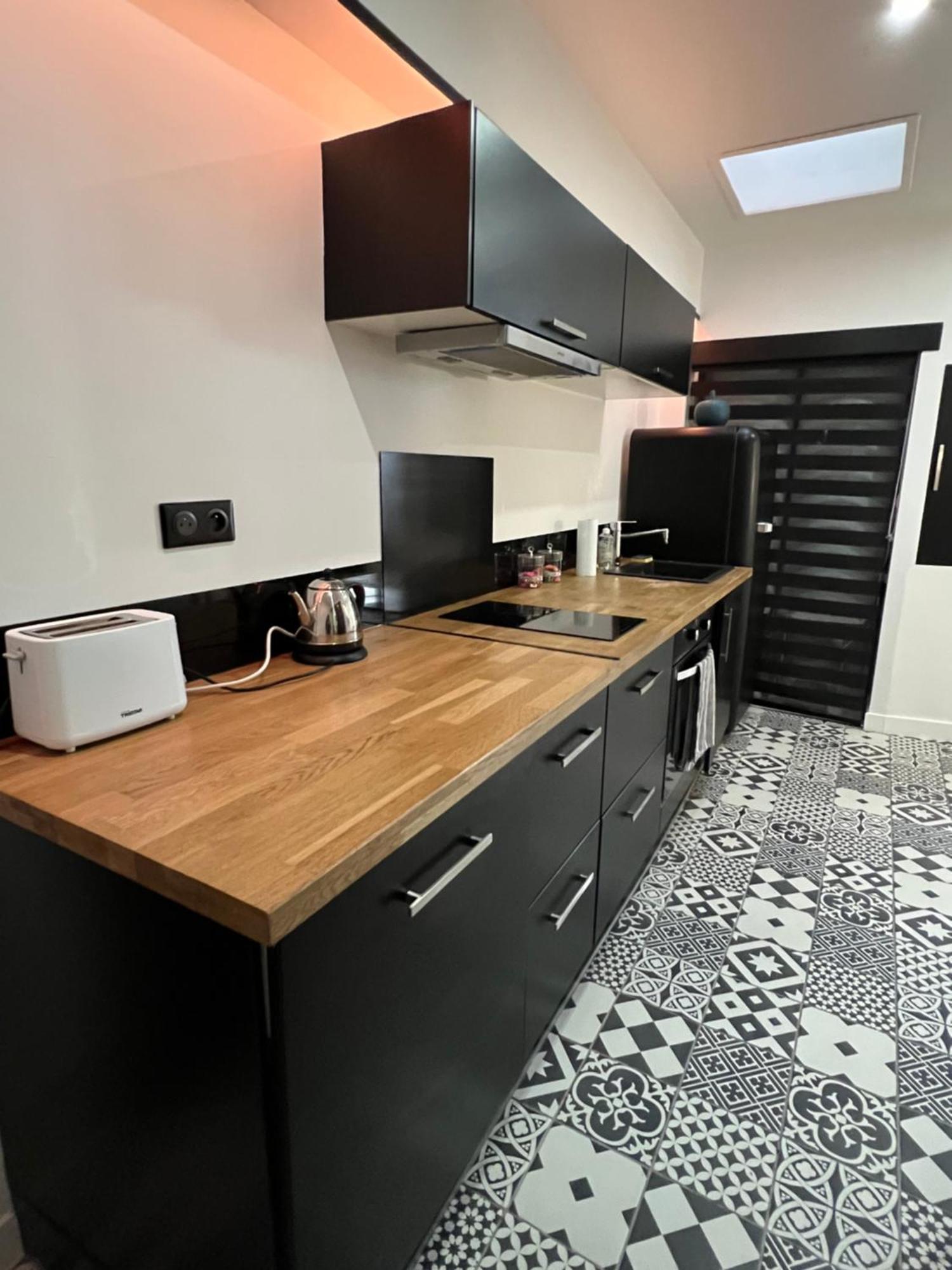 Appartement Avec Jacuzzi Sauna & Home Cinema - Nid D'Angers Extérieur photo