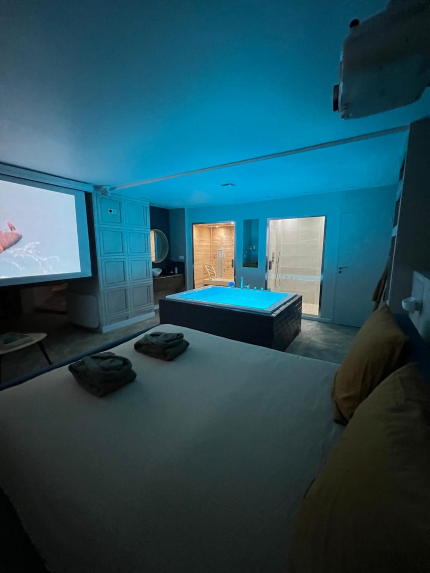 Appartement Avec Jacuzzi Sauna & Home Cinema - Nid D'Angers Extérieur photo