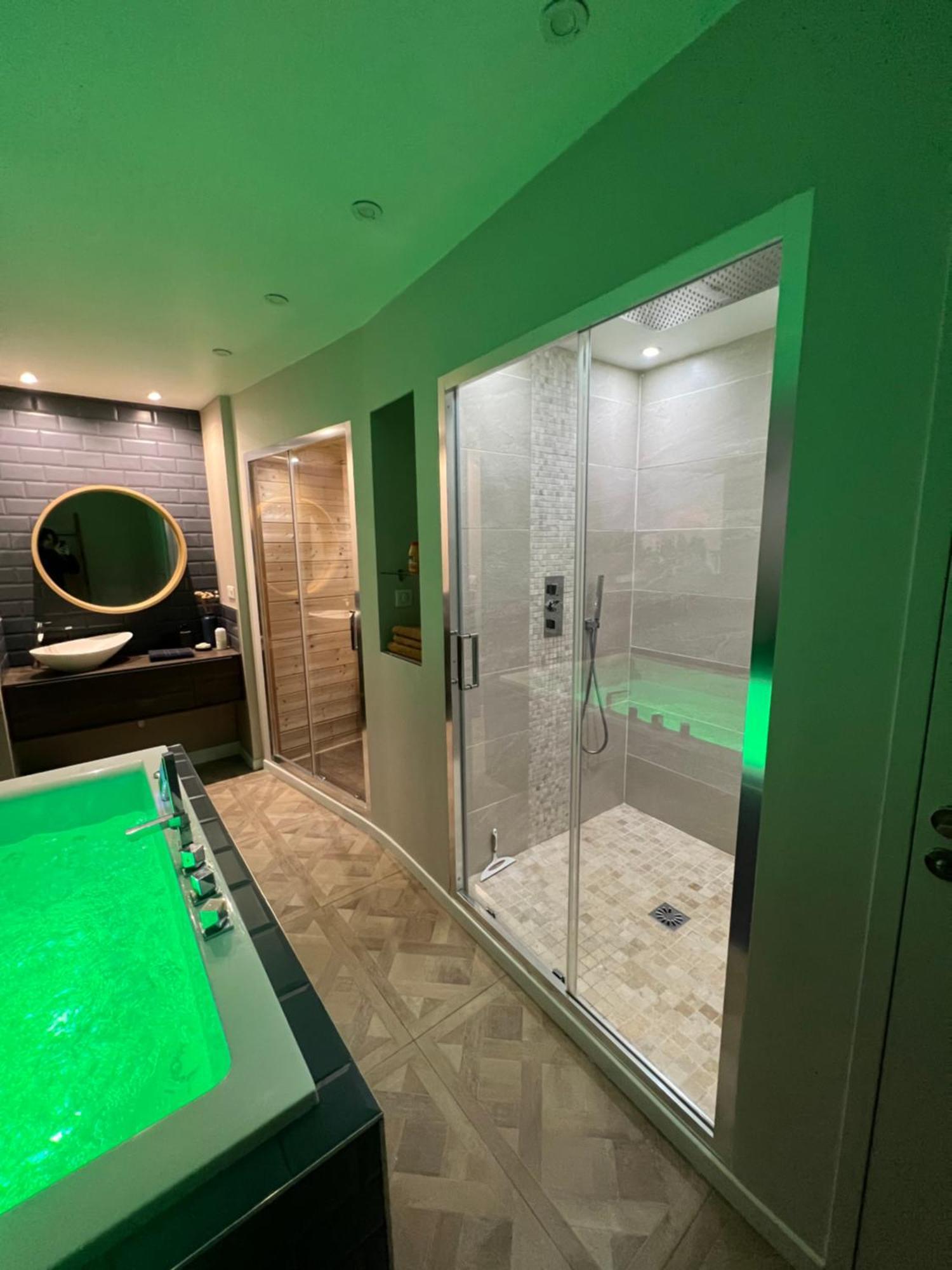 Appartement Avec Jacuzzi Sauna & Home Cinema - Nid D'Angers Extérieur photo